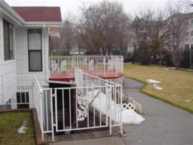 9626 N Colfax - Photo 4