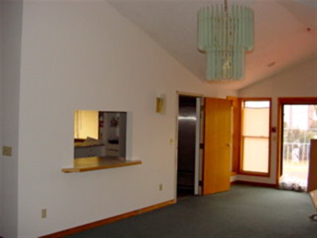 9626 N Colfax - Photo 5