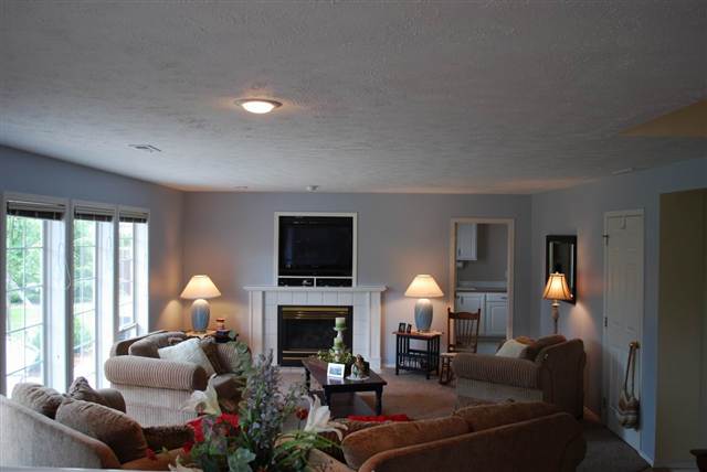 11925 E 40th Ct - Photo 3