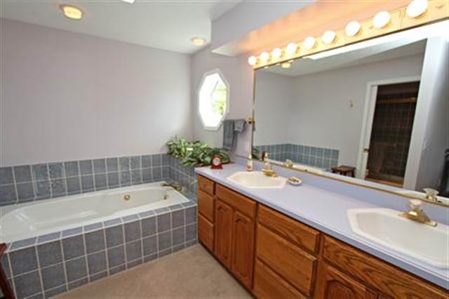 3317 S Eastern Rd - Photo 4