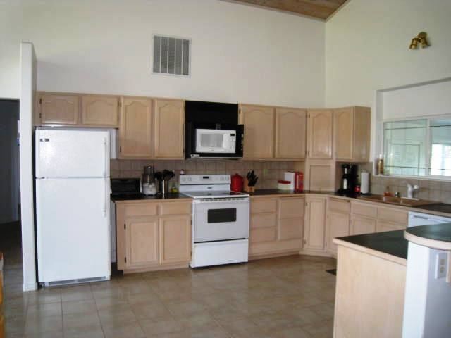 3219 S Bascetta Ln - Photo 3