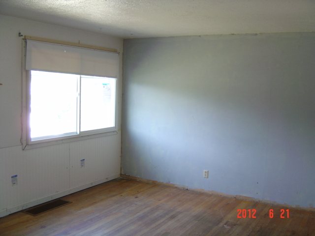 2609 W Francis Ave - Photo 4