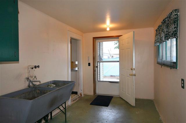 1107 E Gordon Ave - Photo 8