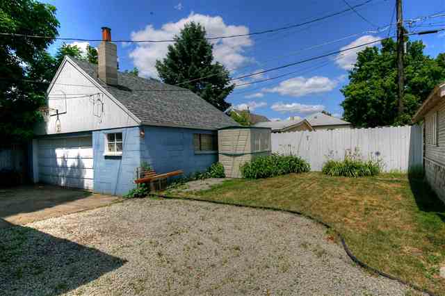 1107 E Gordon Ave - Photo 9