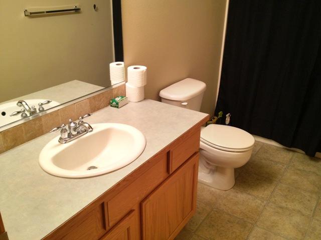 8914 N Oak St - Photo 6