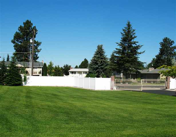 2518 E 62nd Ln - Photo 8