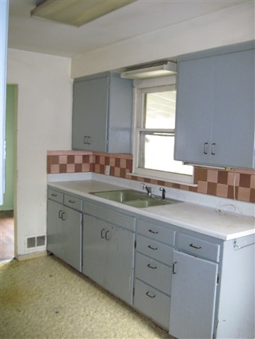 407 E Bridgeport Ave - Photo 6