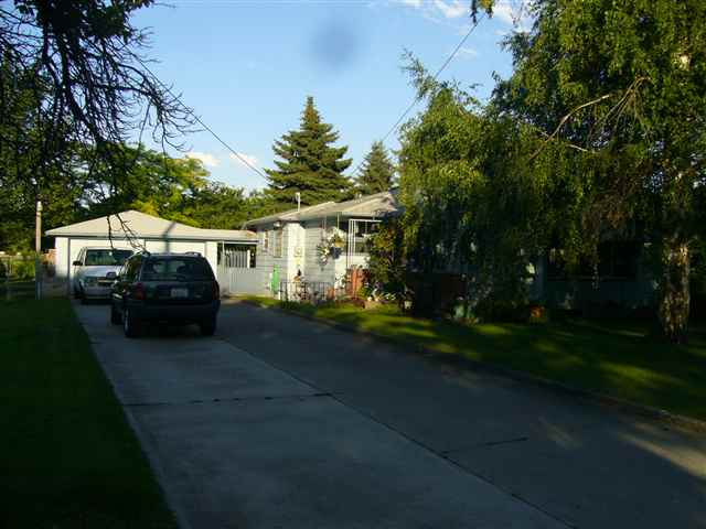 1708 N Locust Rd - Photo 1