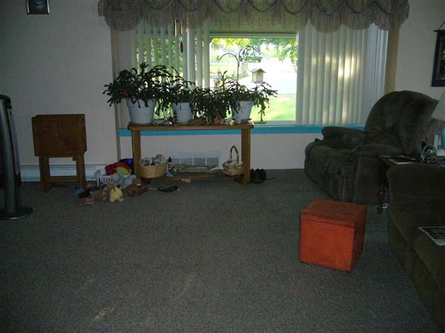 1708 N Locust Rd - Photo 2