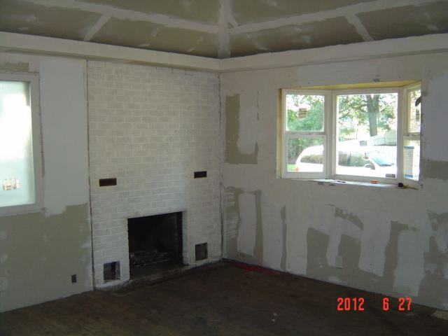 1828 W Chelan Ave - Photo 3