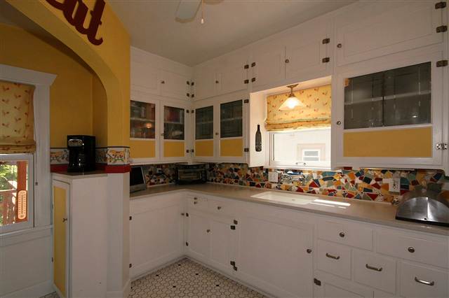 412 E 21st Ave - Photo 5