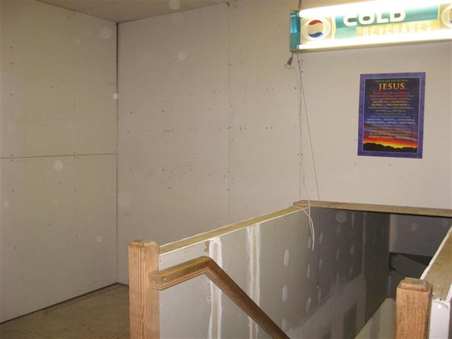 103 S first St - Photo 4