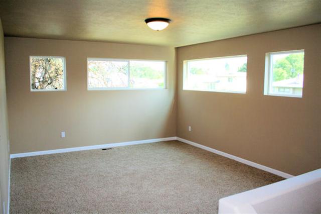 3407 E 28th Ave - Photo 3