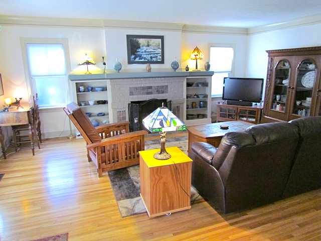 610 W 24th Ave - Photo 1