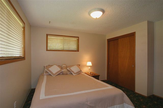 4311 N VERCLER - Photo 4