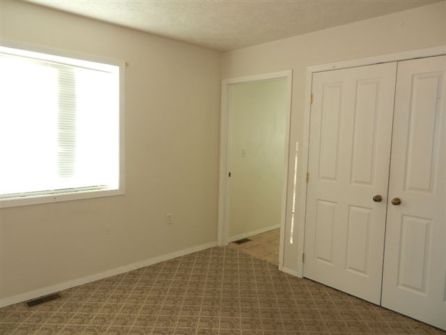 1428 E Ostrander - Photo 4