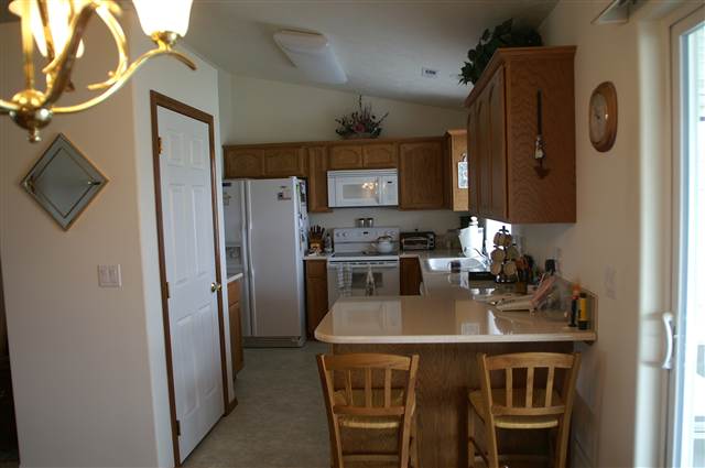 1711 E Clover Ave - Photo 4