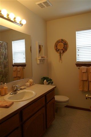 1711 E Clover Ave - Photo 7