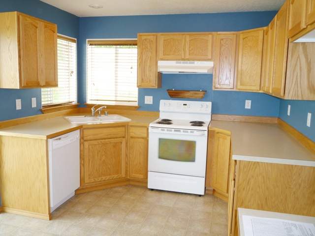 735 E Joshua Dr - Photo 3