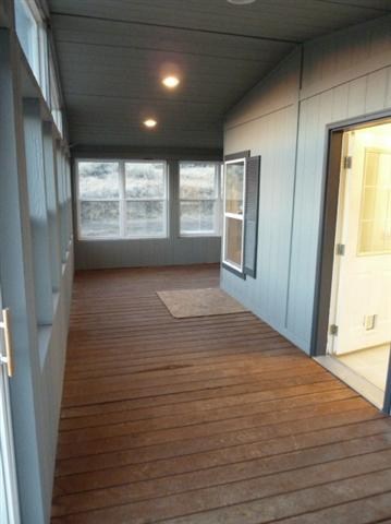 406 N G St - Photo 4