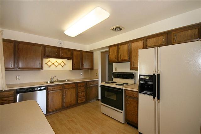 15 N Clinton Rd - Photo 6