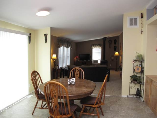 81 Beryl Ct - Photo 3