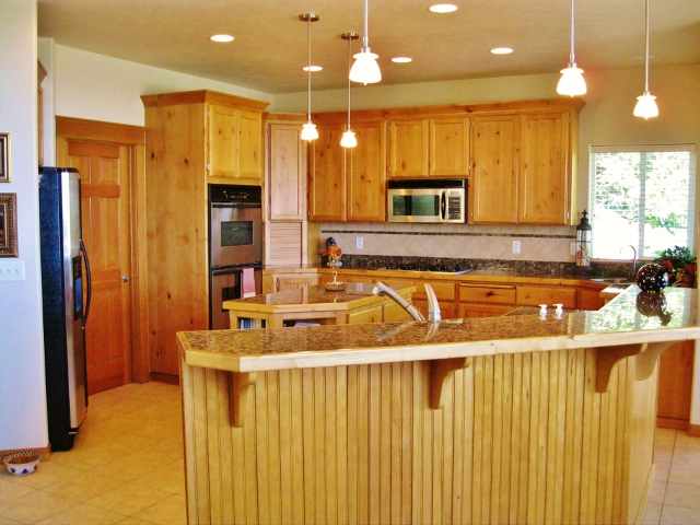 7310 N Hemlock Ct - Photo 3