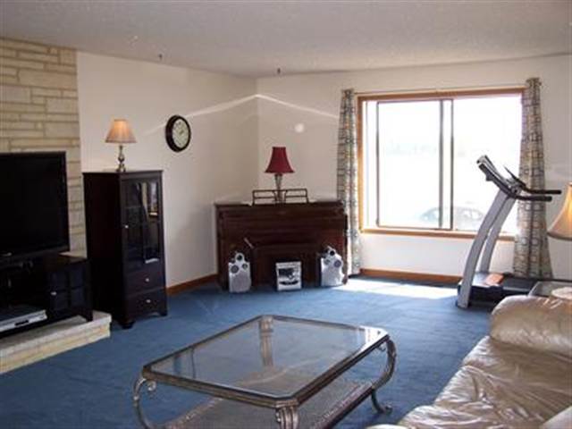 1018 W Taylor Rd - Photo 5