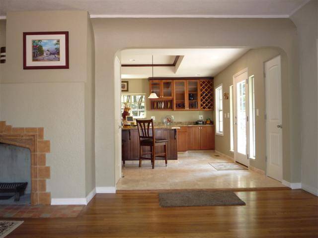 2107 E 16th - Photo 7