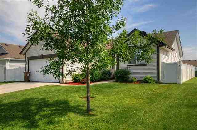1705 W Briar Ln - Photo 4