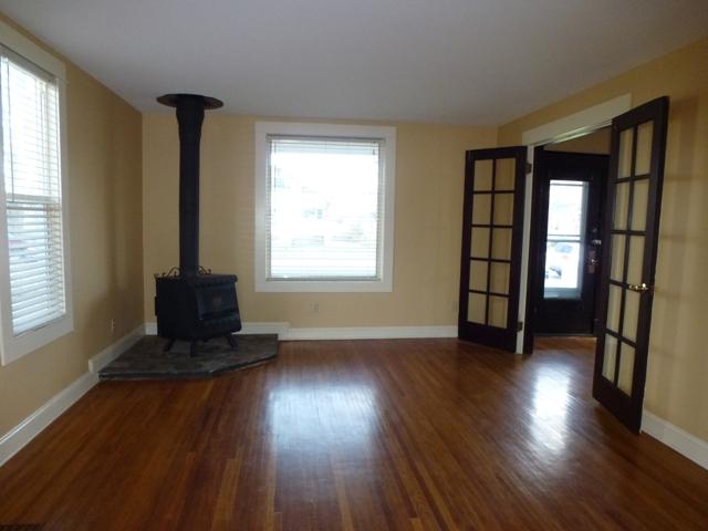 714 E 32nd - Photo 5