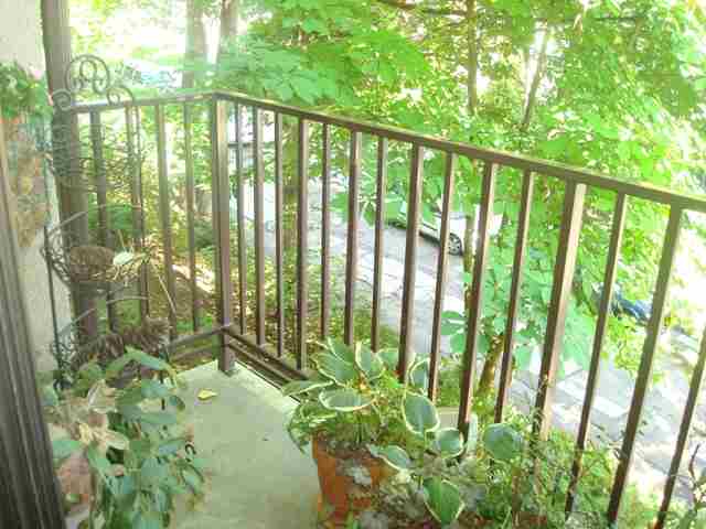 707 W 6th Ave - Photo 8