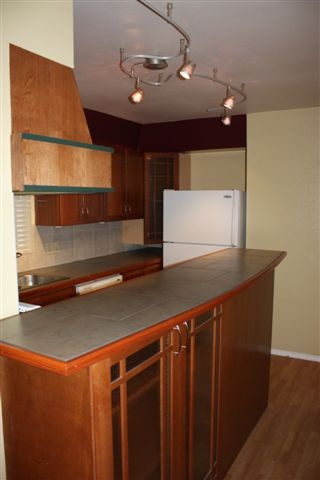 3214 E 14th - Photo 3