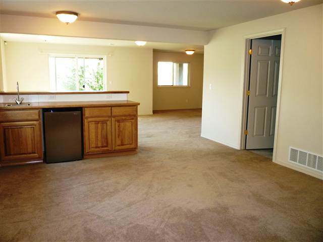1025 N TANGLEWOOD Ln - Photo 8