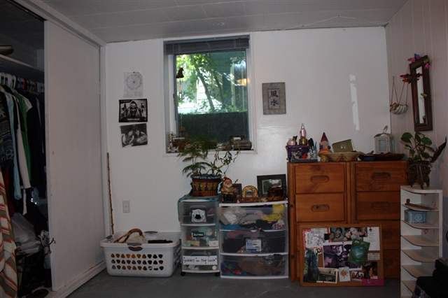 110 N Main St - Photo 7