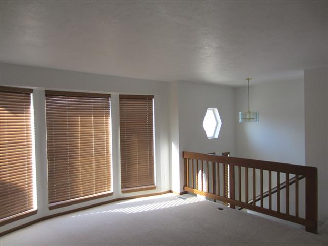 860 N Minnie St - Photo 3