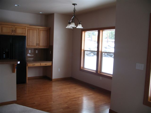 2611 S Grapetree Dr - Photo 4