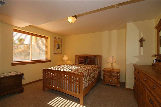 2209 W Stratton Ave - Photo 6