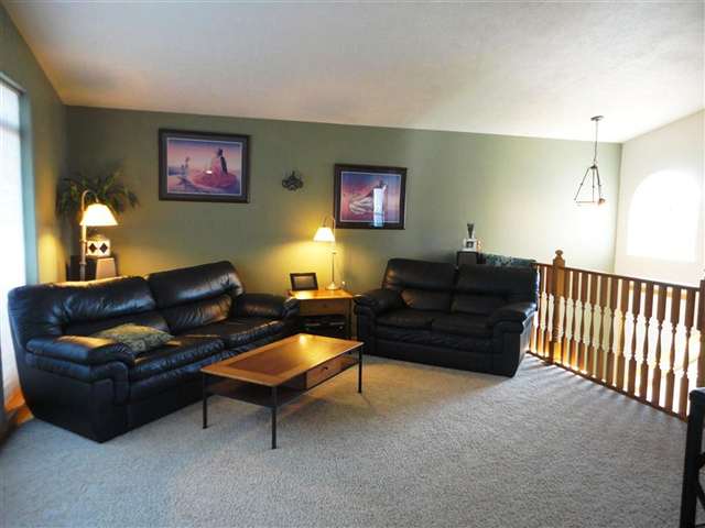 7310 N Helena St - Photo 3