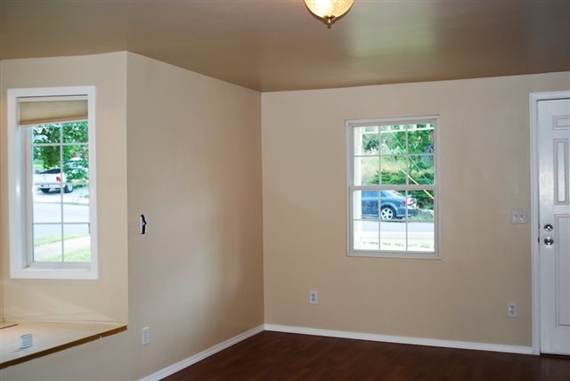 3929 E 8th Ave - Photo 5