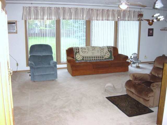 1820 S PINES Rd - Photo 3
