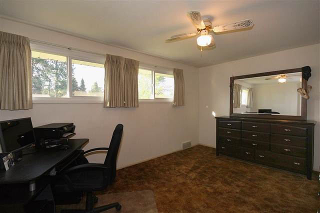 3221 W Eloika Ave - Photo 4