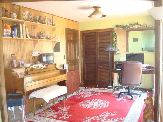 51490 E Euclid - Photo 6
