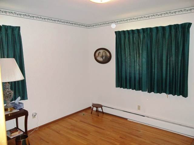 2121 E 35th - Photo 7