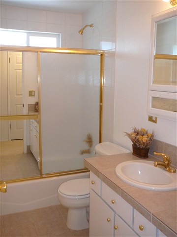 1615 E 58th Ave - Photo 6