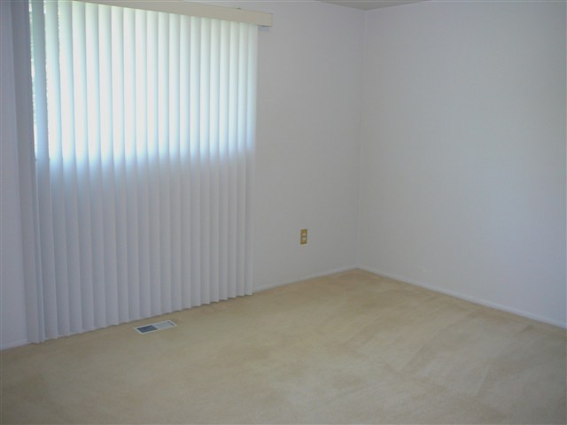 1615 E 58th Ave - Photo 7
