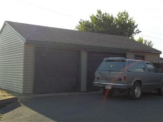 722 E ROWAN Ave - Photo 9