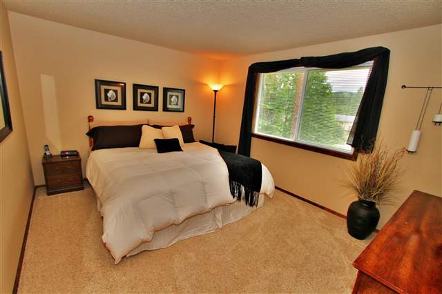 11610 E 47th - Photo 4