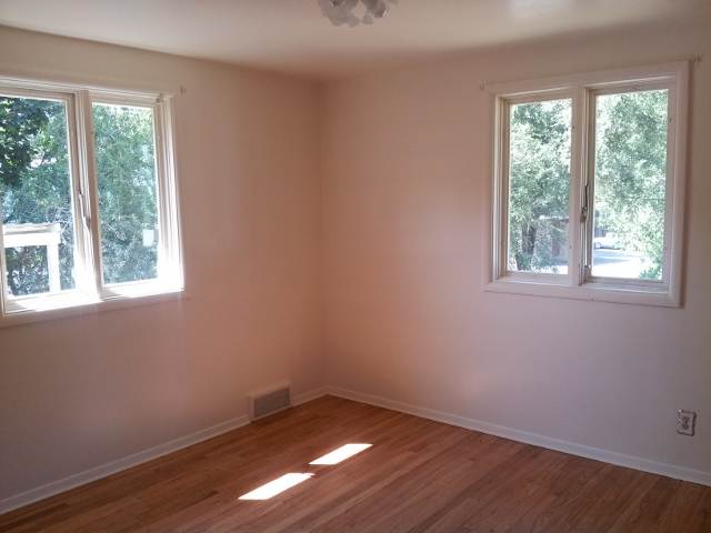 3411 E 9th - Photo 5