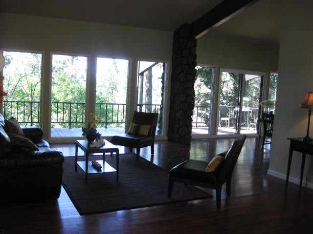 715 E 12th Ave - Photo 3